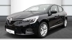Black pearlschwarz metallic (metallic) Gebraucht 2022 Renault Clio V Zen Limousine | 12.995 € (Superpreis)