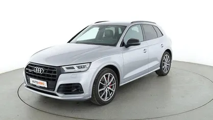 Grau Gebraucht 2019 Audi Q5 Sport SUV | 30.460 € (Fairer Preis)
