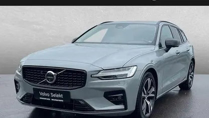 Gebraucht 2025 Volvo V60 Plus Kombi | 37.850 € (Fairer Preis)