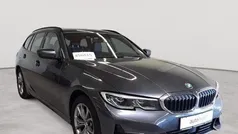 Mineralgrau metallic Gebraucht 2022 BMW 320 Sport Line Kombi | 28.290 € (Fairer Preis)