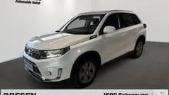 Weiss Gebraucht 2024 Suzuki Vitara Comfort SUV | 21.990 € (Fairer Preis)