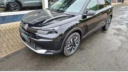 Neu Citroën C4 136 PS (100 kW) 2026 Perlaneraschwarz metallic SUV