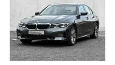 Grau Gebraucht 2022 BMW 320 Sport Line Limousine | 28.990 € (Fairer Preis)