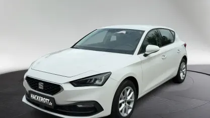 Gebraucht Seat Leon Style 116 PS (85 kW) 2023 Weiss Limousine