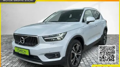 Gebraucht Volvo XC40 Inscription 261 PS (191 kW) 2021 Glacier silver metallic SUV