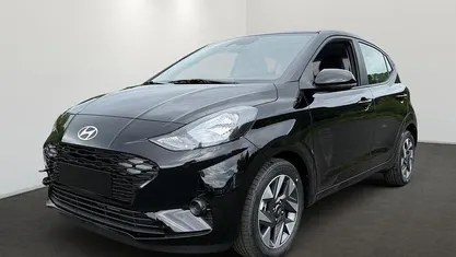 Gebraucht Hyundai i10 Trend 79 PS (58 kW) 2025 Kleinwagen