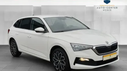 Gebraucht Skoda Scala Style 116 PS (85 kW) 2020 Weiss Kleinwagen