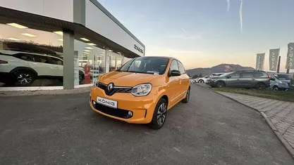 Mangogelb Gebraucht 2023 Renault Twingo Techno Kleinwagen | 13.990 € (Fairer Preis)