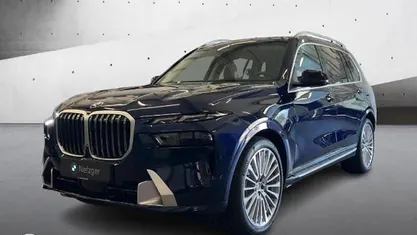 Neu BMW X7 Sport Line 381 PS (280 kW) 2025 Blau SUV