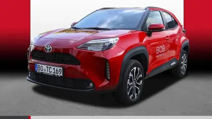 Gebraucht Toyota Yaris Cross 131 PS (96 kW) 2026 Rot SUV
