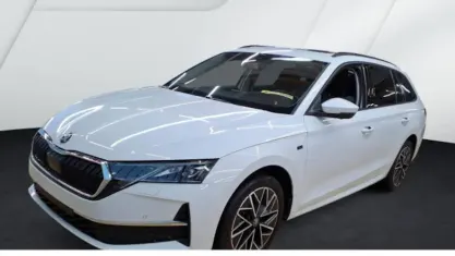 Używany Skoda Octavia Tour 150 KM (110 kW) 2025 Biały Kombi