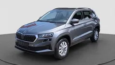 Graphitegrau Neu 2025 Skoda Karoq Selection SUV | 35.540 € (Fairer Preis)