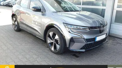 Gebraucht 2022 Renault Megane E-Tech Equilibre Limousine | 25.990 € (Fairer Preis)
