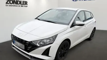 Gebraucht Hyundai i20 Trend 101 PS (74 kW) 2025 Sol (weiss Kleinwagen