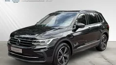Schwarz Gebraucht 2022 VW Tiguan SUV | 26.990 € (Fairer Preis)