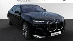 Carbonschwarz metallic Gebraucht 2024 BMW 750e Sport Line Limousine | 118.800 € (Guter Preis)