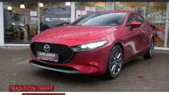 Soul red crystal Gebraucht 2024 Mazda 3 Exclusive-Line Limousine | 29.990 € (Fairer Preis)