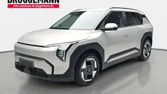 Gebraucht 2025 Kia EV3 3 SUV | 34.490 € (Guter Preis)