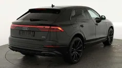 Gebraucht 2025 Audi Q8 S-Line SUV | 92.595 € (Superpreis)