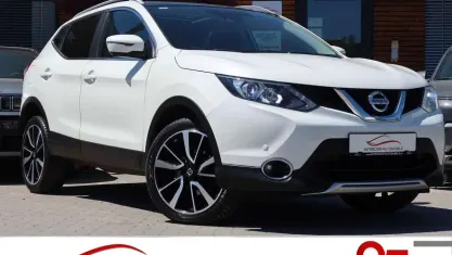 Gebraucht Nissan Qashqai 360º 163 PS (119 kW) 2016 Brilliant white (m) SUV