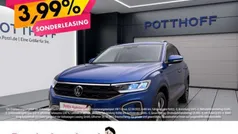Blau Gebraucht 2023 VW T-Roc Move SUV | 21.777 € (Superpreis)