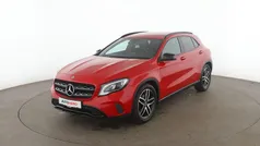 Rot Gebraucht 2017 Mercedes GLA180 Urban SUV | 17.100 € (Fairer Preis)