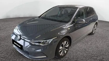 Dolphin gray metallic Gebraucht 2023 VW Golf VIII Life | 21.790 € (Guter Preis)