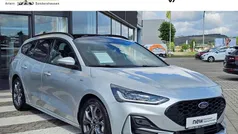 Silber (polarsilber metallic (silber)) Gebraucht 2024 Ford Focus ST-Line Kombi | 22.790 € (Superpreis)