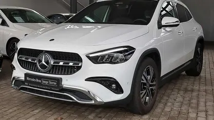 Gebraucht Mercedes GLA180 Progressive 136 PS (100 kW) 2024 SUV