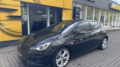 Gebraucht Opel Astra Ultimate 145 PS (106 kW) 2021 Schwarz Limousine