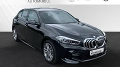 Saphirschwarz metallic Gebraucht 2024 BMW 118 M Sport Kleinwagen | 29.490 € (Fairer Preis)