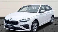 Candyweiß (weiß) Gebraucht 2025 Skoda Scala Kleinwagen | 18.960 € (Guter Preis)