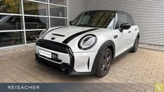 White silver metallic Gebraucht 2021 Mini Cooper S Kleinwagen | 27.990 € (Fairer Preis)
