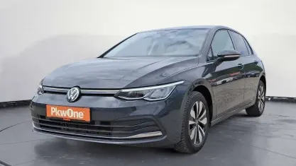 Gebraucht VW Golf VIII Move 110 PS (80 kW) 2024 Grau Limousine
