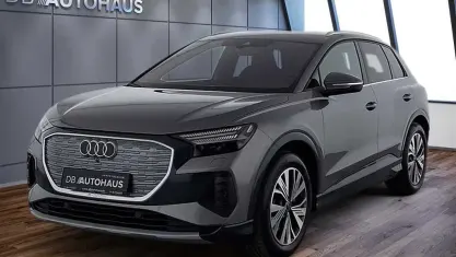 Gebraucht Audi Q4 e-tron Ambiente 250 kW (340 PS) 2024 Grau SUV