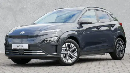 Gebraucht Hyundai Kona Trend 150 kW (204 PS) 2022 Dark knight / mic SUV