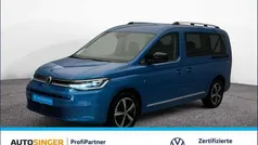 Costa azul metallic Gebraucht 2023 VW Caddy Maxi Style Van / Kleinbus | 35.890 € (Guter Preis)