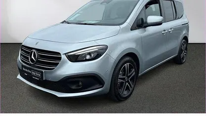 Gebraucht 2024 Mercedes T180 Progressive Van / Kleinbus | 31.950 € (Fairer Preis)