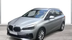 Grau Gebraucht 2018 BMW 218 Active Tourer Advantage Van / Kleinbus | 15.890 € (Fairer Preis)