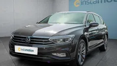 Grau Gebraucht 2022 VW Passat Kombi | 26.099 € (Fairer Preis)