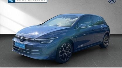 Gebraucht VW Golf VIII Edition 150 PS (110 kW) 2025 Blau Limousine
