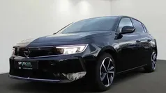 Schwarz (karbon schwarz (meta) Gebraucht 2023 Opel Astra Elegance Limousine | 19.500 € (Superpreis)