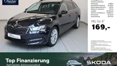 Gebraucht 2023 Skoda Superb Ambition Kombi | 29.840 € (Superpreis)