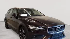 Maple braunmetallic Gebraucht 2020 Volvo V60 CC Pro Kombi | 26.490 € (Fairer Preis)