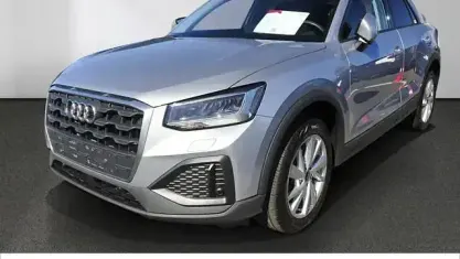 Używany Audi Q2 Comfort 150 KM (110 kW) 2023 Srebrny SUV