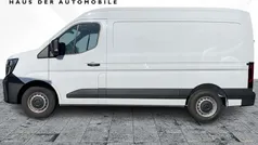 Mineralweiß (weiß) Gebraucht 2024 Renault Master Van | 36.500 € (Guter Preis)