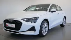 Gletscherweiß metallic Gebraucht 2024 Audi A3 Sportback Ambiente Limousine | 30.700 € (Guter Preis)