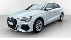 Gletscherweiß metallic Gebraucht 2024 Audi A3 Sportback S-Line Limousine | 35.790 € (Guter Preis)