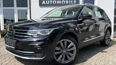 Schwarz Gebraucht 2022 VW Tiguan Elegance SUV | 37.469 € (Fairer Preis)