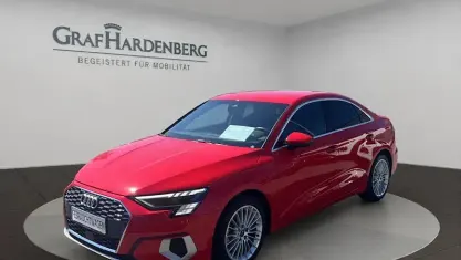 Gebraucht Audi A3 Advanced Plus 150 PS (110 kW) 2023 Rot Limousine